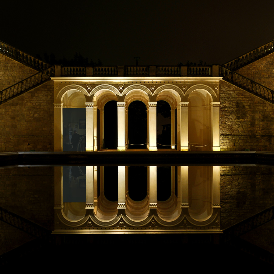 Das Schloss Belvedere während der Mondnacht