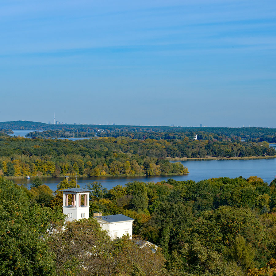 Blick vom Turm des Belvedere nach Berlin