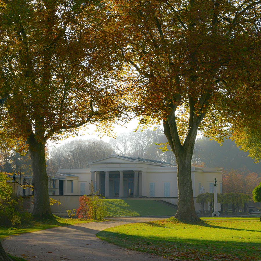 Herbststimmung am Schloss Charlottenhof