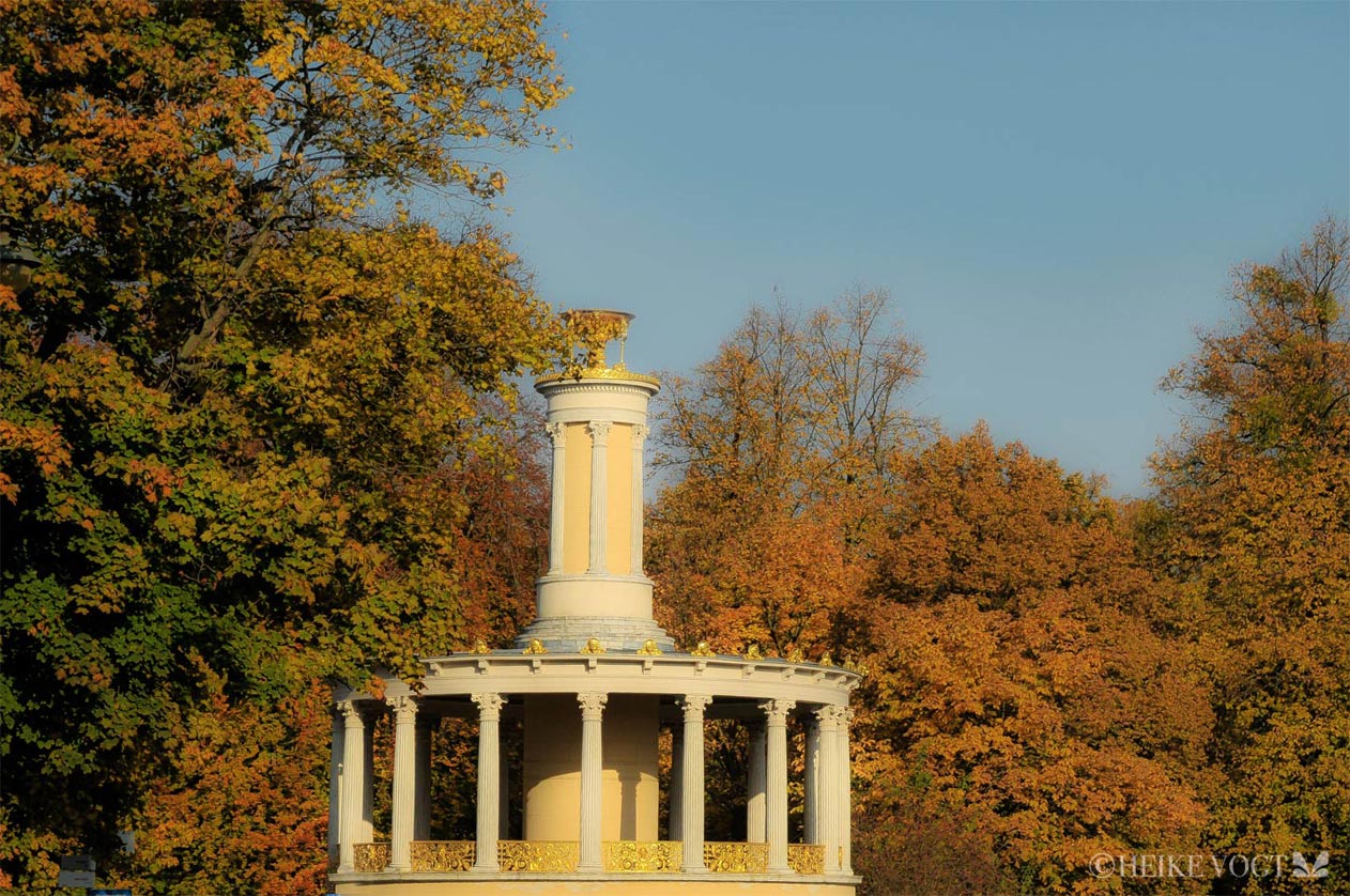 Pavillon Große Neugierde im Glienicker Park