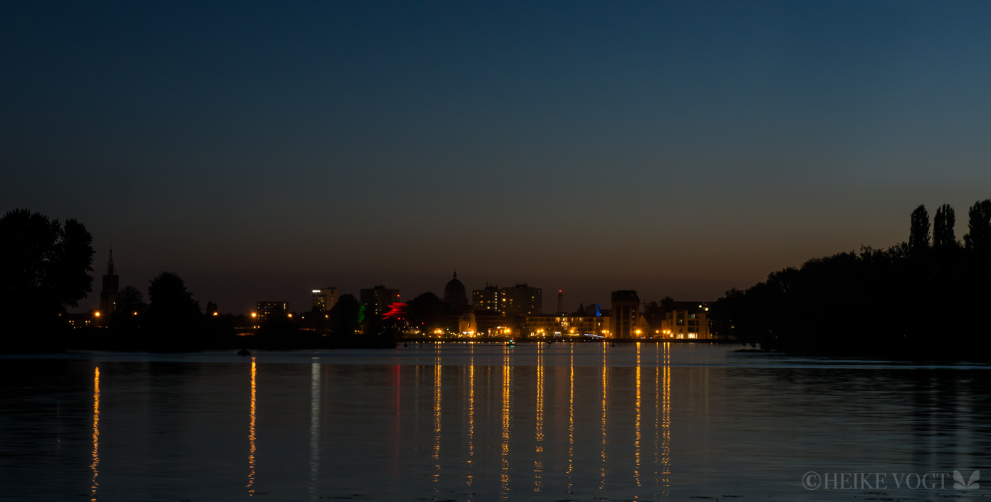 Der Tiefe See bei Nacht